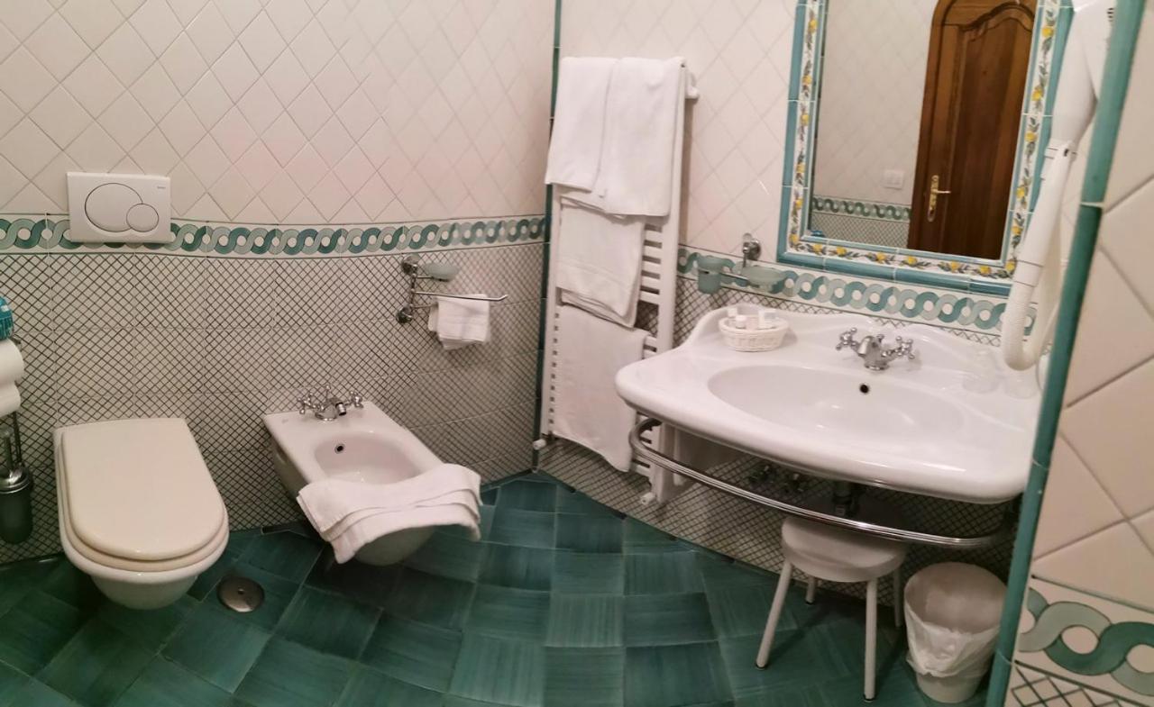 Hotel Dimora Fornillo Positano Eksteriør billede