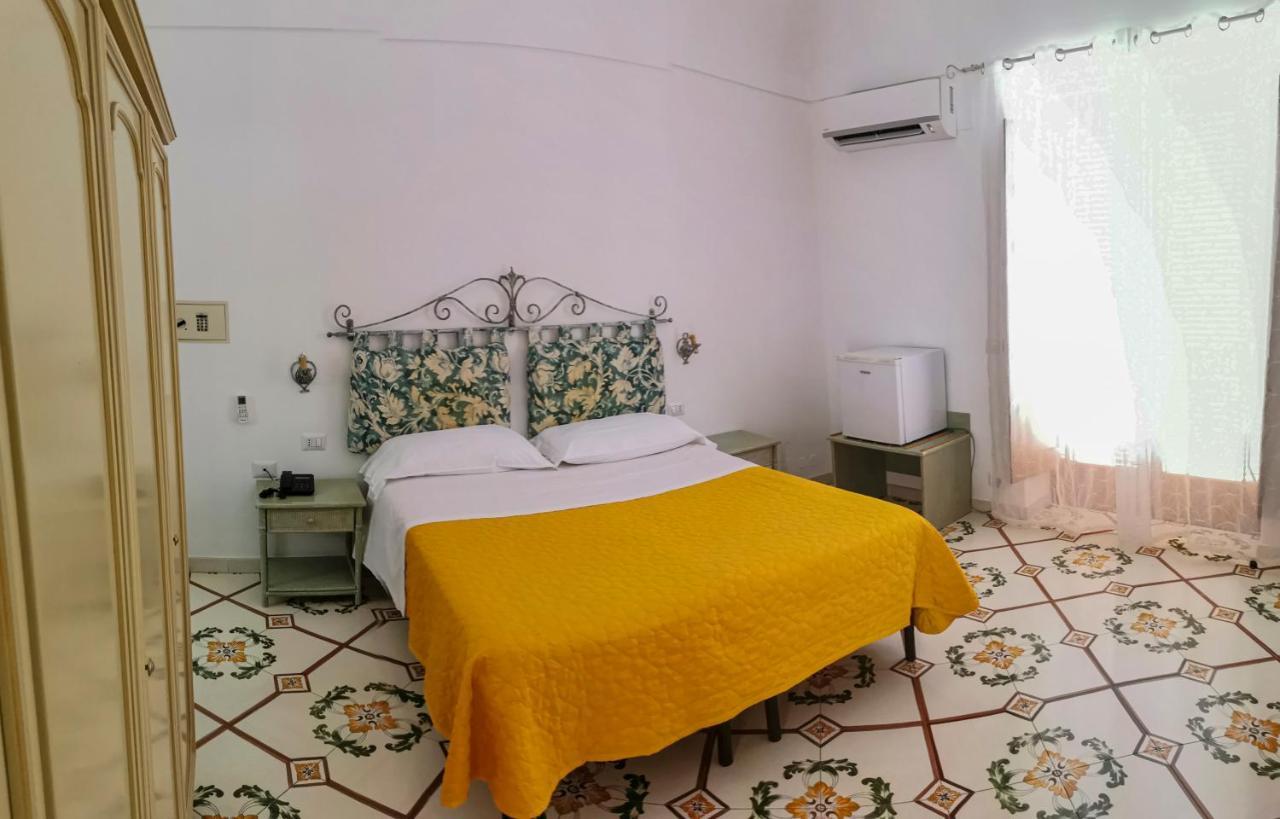 Hotel Dimora Fornillo Positano Eksteriør billede