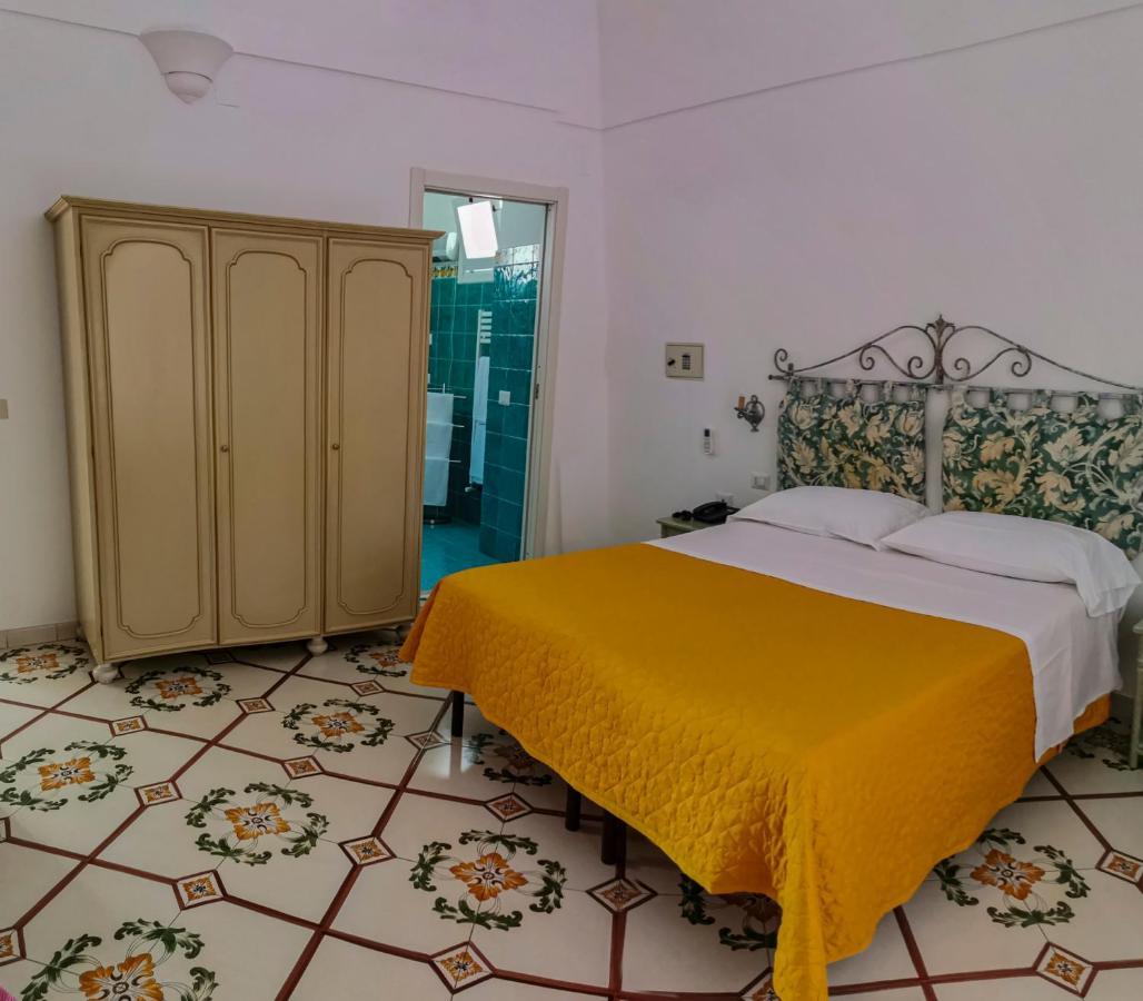 Hotel Dimora Fornillo Positano Eksteriør billede